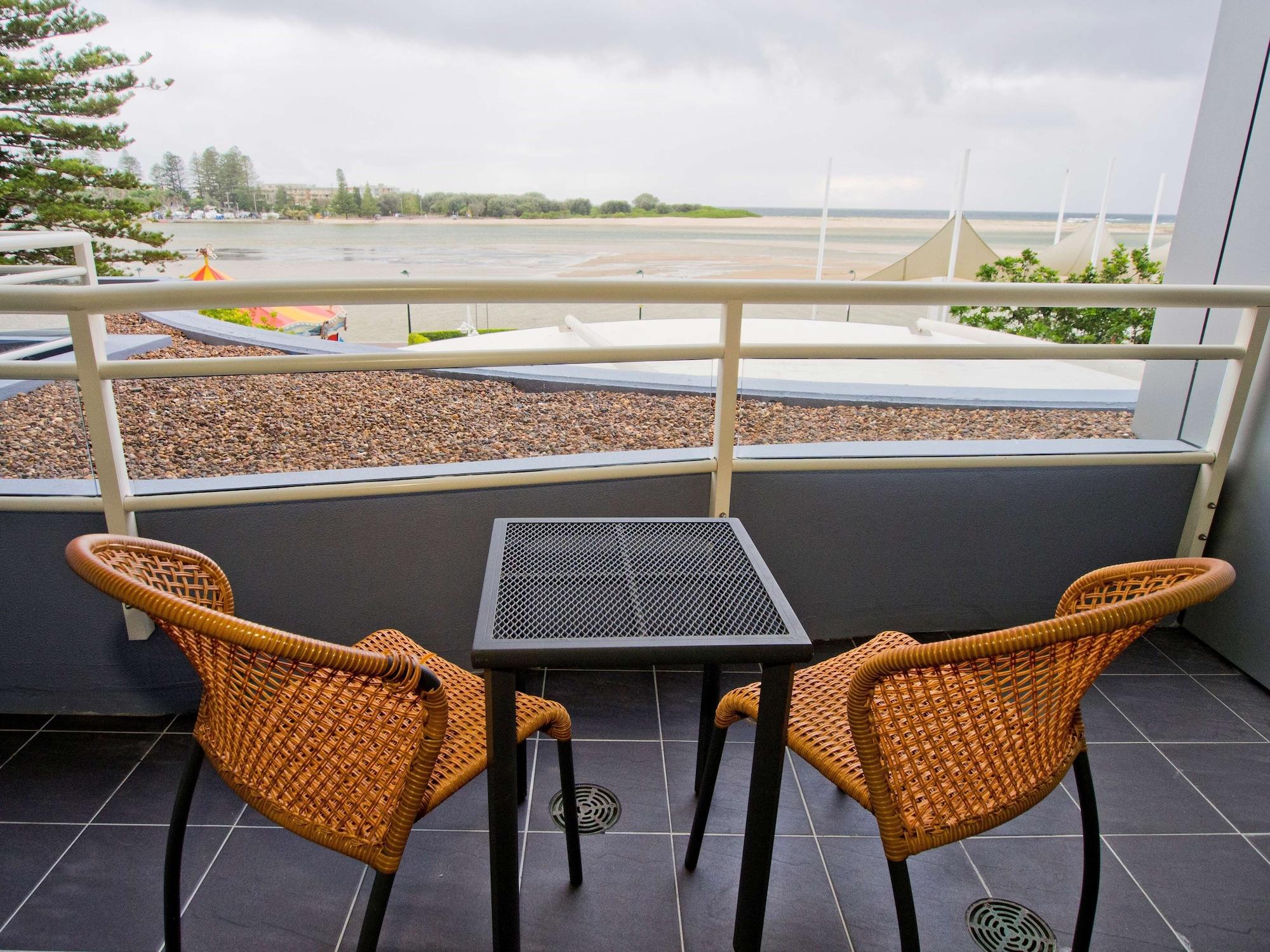 Oaks The Entrance Waterfront Suites Extérieur photo