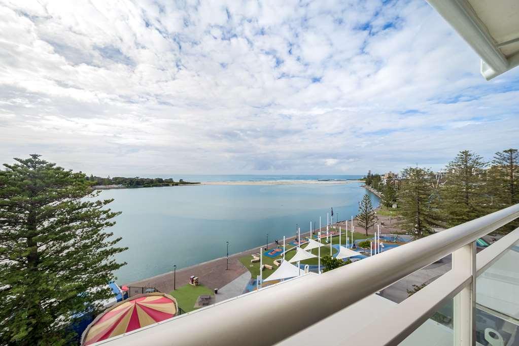 Oaks The Entrance Waterfront Suites Chambre photo